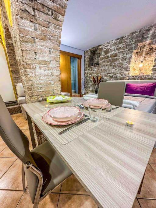 Centro Storico La Casa Di Pietra Apartment